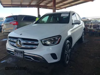 2020 Mercedes-Benz GLC 300 with VIN WDC0G8DBXLF736610, listed as a IAAI auction lot 42353177 with 45,652 mi miles and . Bid and sale history available at DreamBid. Image 2.