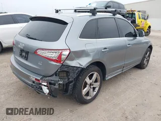 2011 Audi Q5 3.2L Premium Plus with VIN WA1DKAFP0BA013294, listed as a IAAI auction lot 41296063 with 96,609 mi miles. Bid and sale history available at carsss.com. Image 4.