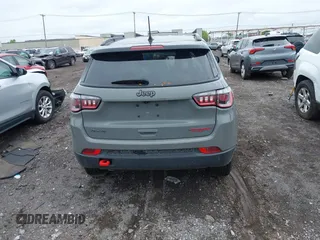 2023 Jeep Compass Trailhawk with VIN 3C4NJDDNXPT562694, listed as a IAAI auction lot 42370873 with 21,988 mi miles and . Bid and sale history available at DreamBid. Image 16.
