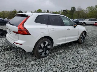 2025 Volvo XC60 Ultra с VIN YV4H60RM8S1054504, выставлен на аукционе Copart как лот 52812715 с пробегом 1 752 миль миль и Списание • Salvage title. История ставок и продаж доступна на DreamBid. Изображение 3.