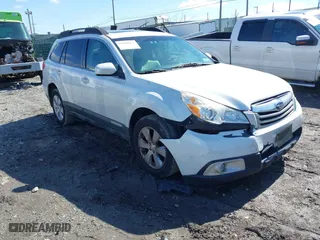 2011 Subaru Outback 2.5i Prem AWP/Pwr Moon with VIN 4S4BRBGC6B3420580, listed as a IAAI auction lot 41988017 with 172,934 mi miles. Bid and sale history available at carsss.com. Image 1.