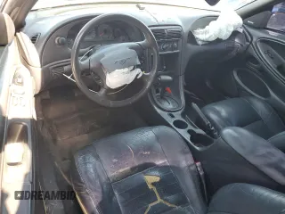 2001 Ford Mustang GT Deluxe с VIN 1FAFP42X51F228359, выставлен на аукционе Copart как лот 55808615 с пробегом 192 689 миль миль и Списание • Salvage title. История ставок и продаж доступна на DreamBid. Изображение 8.