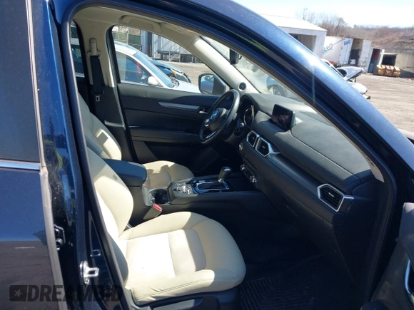 2017 Mazda CX-5 Touring with VIN JM3KFBCL8H0201074, listed as a IAAI auction lot 41747146 with 42,092 mi miles. Bid and sale history available at carsss.com. Image 5.