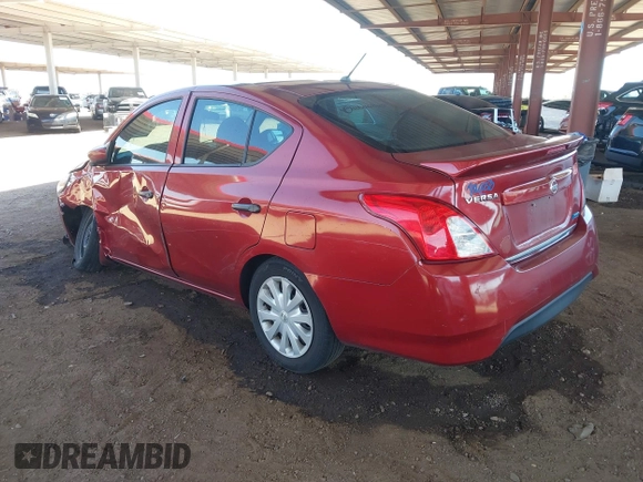 2016 Nissan Versa S z VIN 3N1CN7AP0GL840640, wystawiony jako IAAI lot #41986023 z przebiegiem Nie podano mil oraz . Historia ofert i sprzedaży dostępna na DreamBid. Obrazek 3.