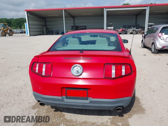 2011 Ford Mustang V6 with VIN 1ZVBP8AM8B5140806, listed as a IAAI auction lot 42039210 with 47,883 mi miles and . Bid and sale history available at DreamBid. Image 16.