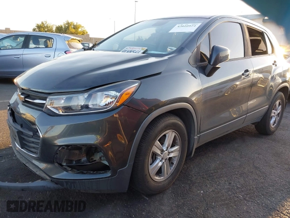 2019 Chevrolet Trax LS with VIN 3GNCJKSB8KL365883, listed as a IAAI auction lot 42010924 with Not Provided miles. Bid and sale history available at carsss.com. Image 16.