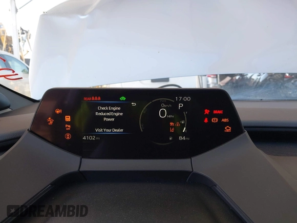 2024 Toyota Prius LE z VIN JTDACAAU0R3034244, wystawiony jako IAAI lot #42312682 z przebiegiem 4 102 mil mil oraz . Historia ofert i sprzedaży dostępna na DreamBid. Obrazek 7.