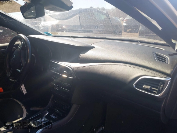 2017 Infiniti QX30 Sport with VIN SJKCH5CP8HA021984, listed as a IAAI auction lot 41668505 with 115,704 mi miles and . Bid and sale history available at DreamBid. Image 5.