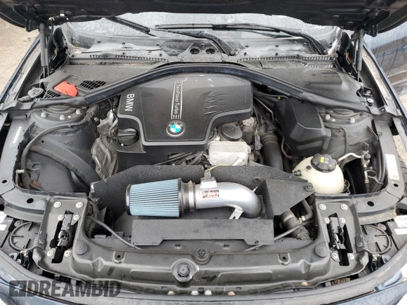 2015 BMW 4 Series 428i xDrive z VIN WBA3N5C5XFK198714, wystawiony jako Copart lot #49602865 z przebiegiem 100 664 mil mil oraz Szkoda całkowita • Salvage title. Historia ofert i sprzedaży dostępna na DreamBid. Obrazek 11.