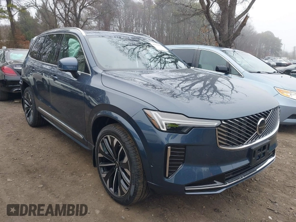 2025 Volvo XC90 with VIN YV4062PG4S1370195, listed as a IAAI auction lot 41912433 with 31 mi miles and . Bid and sale history available at DreamBid. Image 1.