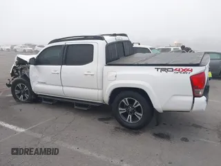 2016 Toyota Tacoma SR with VIN 3TMCZ5AN0GM030469, listed as a IAAI auction lot 41665255 with 178,591 mi miles and . Bid and sale history available at carsss.com. Image 14.