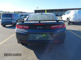 2017 Chevrolet Camaro 2SS с VIN 1G1FH1R78H0104538, выставлен на аукционе IAAI как лот 41870474 с пробегом 119 955 миль миль и . История ставок и продаж доступна на DreamBid. Изображение 17.