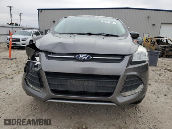 2013 Ford Escape SE with VIN 1FMCU0GX1DUB45336, listed as a Copart auction lot 52261585 with 141,639 mi miles and Non Repairable. Bid and sale history available at carsss.com. Image 5.