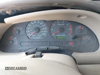 2003 Ford Mustang Standard с VIN 1FAFP40423F357011, выставлен на аукционе IAAI как лот 41924559 с пробегом Не указан миль и . История ставок и продаж доступна на DreamBid. Изображение 7.