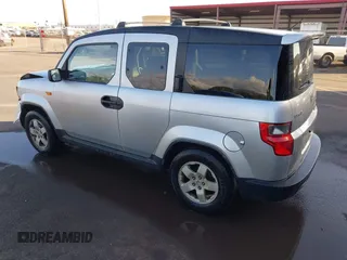 2011 Honda Element LX with VIN 5J6YH1H30BL001239, listed as a IAAI auction lot 41146543 with 98,302 mi miles and . Bid and sale history available at DreamBid. Image 3.