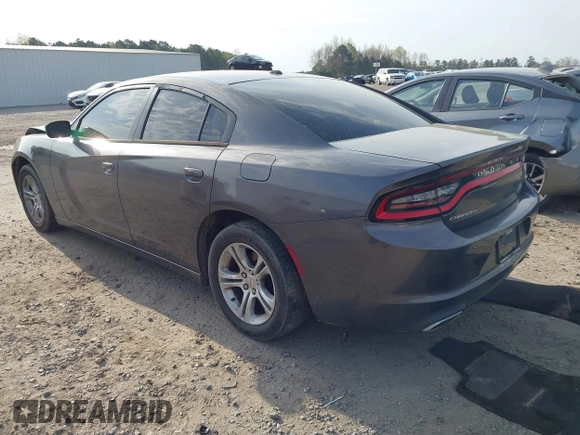 2015 Dodge Charger SE with VIN 2C3CDXBG6FH843746, listed as a IAAI auction lot 41859006 with 113,964 mi miles and . Bid and sale history available at carsss.com. Image 3.
