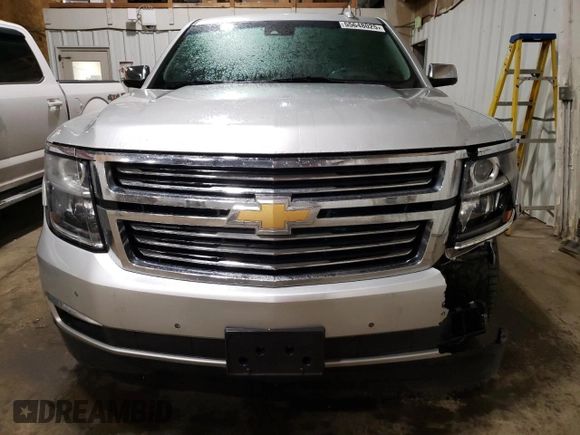 2018 Chevrolet Tahoe Premier with VIN 1GNSKCKCXJR160533, listed as a Copart auction lot 55648025 with 102,243 mi miles and Salvage title. Bid and sale history available at DreamBid. Image 5.