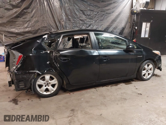 2010 Toyota Prius II with VIN JTDKN3DU4A0066061, listed as a IAAI auction lot 41433143 with 405,346 mi miles. Bid and sale history available at carsss.com. Image 4.