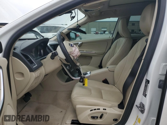 2016 Volvo XC60 T5 Drive-E Premier z VIN YV440MDK4G2802230, wystawiony jako Copart lot #53630115 z przebiegiem 45 417 mil mil oraz Szkoda całkowita • Salvage title. Historia ofert i sprzedaży dostępna na DreamBid. Obrazek 7.