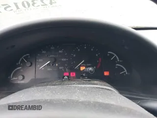 1995 Ford Probe z VIN 1ZVLT20A6S5154983, wystawiony jako IAAI lot #42301574 z przebiegiem 128 515 mil mil oraz . Historia ofert i sprzedaży dostępna na DreamBid. Obrazek 7.