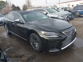 2018 Lexus LS with VIN JTHC5LFF9J5002005, listed as a IAAI auction lot 41463464 with 67,279 mi miles. Bid and sale history available at carsss.com. Image 13.