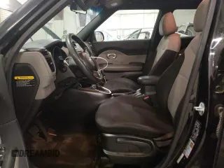 2017 Kia Soul with VIN KNDJN2A20H7483557, listed as a Copart auction lot 55241285 with 197,766 mi miles and Salvage Title. Bid and sale history available at carsss.com. Image 7.