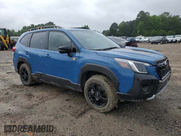 2024 Subaru Forester Wilderness z VIN JF2SKAJC9RH525477, wystawiony jako Copart lot #58488245 z przebiegiem Nie podano mil oraz Szkoda całkowita • Salvage title. Historia ofert i sprzedaży dostępna na DreamBid. Obrazek 4.