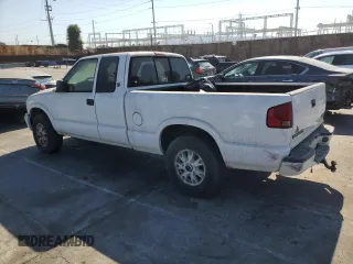 2003 GMC Sonoma SLS with VIN 1GTDT19X538159245, listed as a Copart auction lot 70503874 with 150,249 mi miles and Clean Title. Bid and sale history available at carsss.com. Image 2.