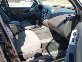 2005 Ford Escape XLT с VIN 1FMYU93135KB23105, выставлен на аукционе IAAI как лот 41849131 с пробегом 164 645 миль миль и . История ставок и продаж доступна на DreamBid. Изображение 5.