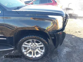 2016 GMC Yukon XL SLT with VIN 1GKS2GKC0GR443634, listed as a IAAI auction lot 41379064 with 121,744 mi miles. Bid and sale history available at carsss.com. Image 17.