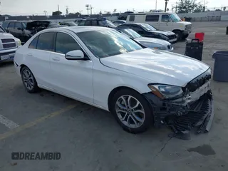 2018 Mercedes-Benz C 300 z VIN 55SWF4JB5JU239481, wystawiony jako IAAI lot #41544492 z przebiegiem 112 496 mil mil oraz . Historia ofert i sprzedaży dostępna na DreamBid. Obrazek 1.