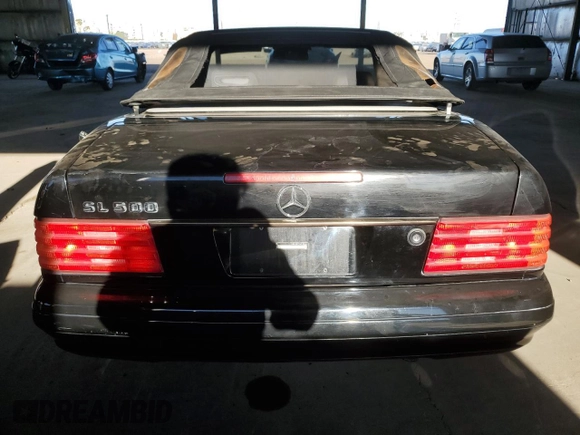 1998 Mercedes-Benz SL-Class with VIN WDBFA67F4WF157443, listed as a Copart auction lot 71600814 with 112,921 mi miles and Clean Title. Bid and sale history available at carsss.com. Image 6.