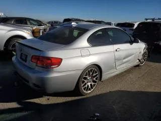 2009 BMW 3 Series 328i with VIN WBAWV13549PG07452, listed as a Copart auction lot 41917765 with 269,139 mi miles and Salvage Title. Bid and sale history available at DreamBid. Image 3.