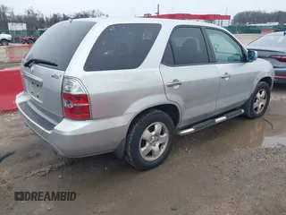 2005 Acura MDX with VIN 2HNYD18225H535783, listed as a IAAI auction lot 41538976 with 192,695 mi miles. Bid and sale history available at carsss.com. Image 4.