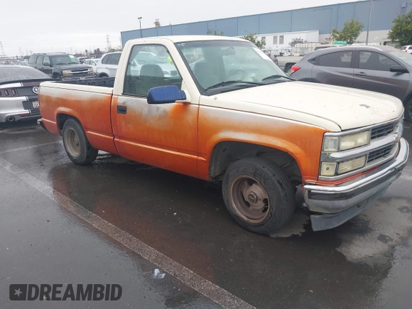 1996 Chevrolet Silverado 1500 with VIN 1GCEC14W0TZ218067, listed as a IAAI auction lot 41480287 with 280,500 mi miles and . Bid and sale history available at DreamBid. Image 1.