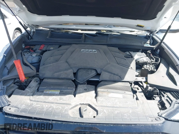2021 Audi Q8 Prestige z VIN WA1FVAF18MD025027, wystawiony jako IAAI lot #41967700 z przebiegiem 32 992 mil mil oraz . Historia ofert i sprzedaży dostępna na DreamBid. Obrazek 10.