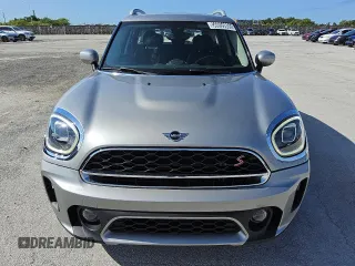 2024 MINI Countryman Cooper S z VIN WMZ83BR06R3R77647, wystawiony jako Copart lot #56059805 z przebiegiem 32 927 mil mil oraz Tytuł czysty. Historia ofert i sprzedaży dostępna na DreamBid. Obrazek 5.