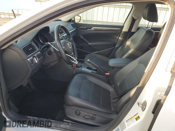 2016 Volkswagen Passat SE с VIN 1VWBT7A37GC020690, выставлен на аукционе Copart как лот 65091314 с пробегом 89 027 миль миль и Списание • Salvage title. История ставок и продаж доступна на DreamBid. Изображение 7.