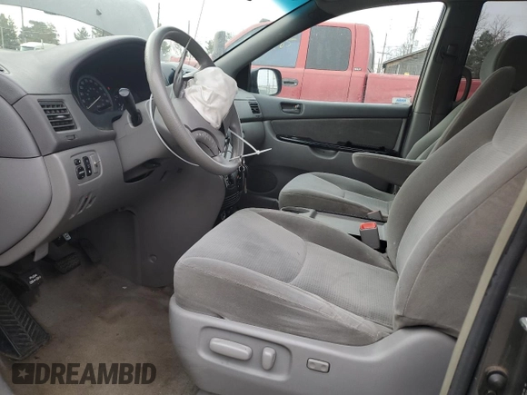 2005 Toyota Sienna CE with VIN 5TDZA23C05S259100, listed as a Copart auction lot 49712525 with 253,575 mi miles and Salvage Title. Bid and sale history available at carsss.com. Image 7.