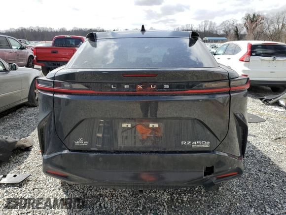2023 Lexus RZ 450e Premium z VIN JTJAAAAB8PA018786, wystawiony jako Copart lot #47896015 z przebiegiem 14 665 mil mil oraz Szkoda całkowita • Salvage title. Historia ofert i sprzedaży dostępna na DreamBid. Obrazek 6.