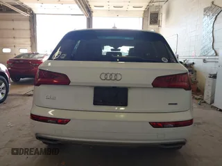 2019 Audi Q5 Premium z VIN WA1ANAFY3K2131756, wystawiony jako IAAI lot #42042739 z przebiegiem 76 332 mil mil oraz . Historia ofert i sprzedaży dostępna na DreamBid. Obrazek 16.