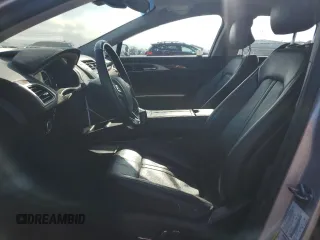 2014 Lincoln MKZ Hybrid z VIN 3LN6L2LU7ER821918, wystawiony jako Copart lot #60754555 z przebiegiem 128 295 mil mil oraz Szkoda całkowita • Salvage title. Historia ofert i sprzedaży dostępna na DreamBid. Obrazek 7.