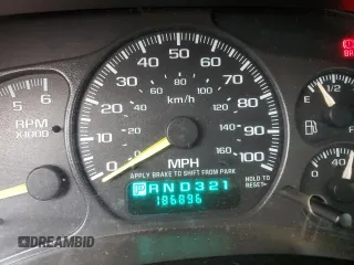 2001 Chevrolet Suburban LT with VIN 3GNGK26U31G141020, listed as a Copart auction lot 86370664 with 186,896 mi miles and Salvage Title. Bid and sale history available at carsss.com. Image 9.