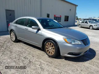 2013 Chrysler 200 LX with VIN 1C3CCBAB2DN560552, listed as a IAAI auction lot 41821028 with 179,085 mi miles. Bid and sale history available at carsss.com. Image 1.