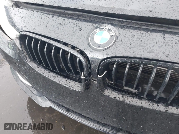 2013 BMW 3 Series ActiveHybrid 3 with VIN WBA3F9C57DF483994, listed as a IAAI auction lot 41797778 with 92,313 mi miles. Bid and sale history available at carsss.com. Image 6.