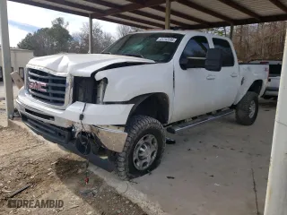 2009 GMC Sierra 2500HD SLT with VIN 1GTHK636X9F136548, listed as a Copart auction lot 41742595 with 315,108 mi miles and Salvage Title. Bid and sale history available at carsss.com. Image 1.