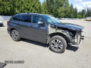 2022 Toyota Highlander XLE with VIN 5TDGZRBH3NS594857, listed as a Copart auction lot 57678895 with 21,899 mi miles and Salvage title. Bid and sale history available at DreamBid. Image 4.