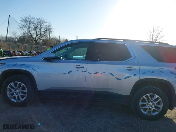 2020 Chevrolet Traverse LT Leather with VIN 1GNEVHKW3LJ256209, listed as a IAAI auction lot 41826165 with 70,109 mi miles. Bid and sale history available at carsss.com. Image 14.