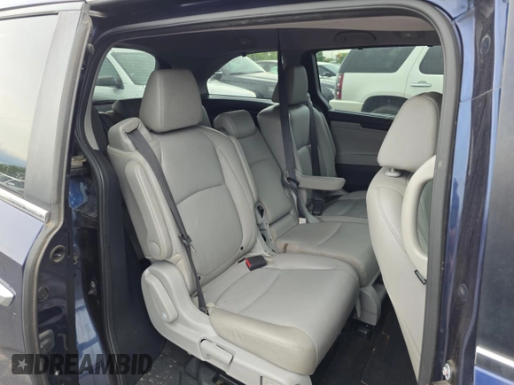 2018 Honda Odyssey EX-L with VIN 5FNRL6H75JB064377, listed as a Copart auction lot 56241905 with 103,651 mi miles and Clean Title. Bid and sale history available at DreamBid. Image 6.