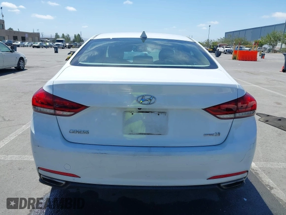 2016 Hyundai Genesis 3.8L z VIN KMHGN4JE2GU120592, wystawiony jako IAAI lot #42314558 z przebiegiem 106 533 mil mil oraz . Historia ofert i sprzedaży dostępna na DreamBid. Obrazek 16.